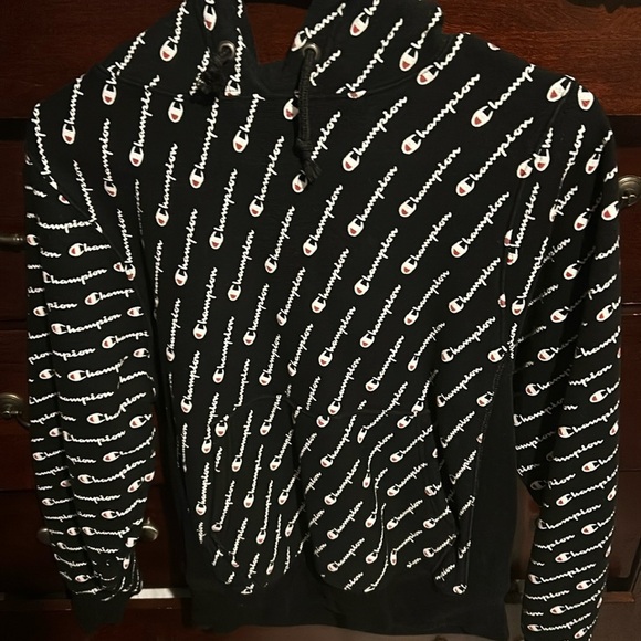 Champion Other - champion hoodie worn once